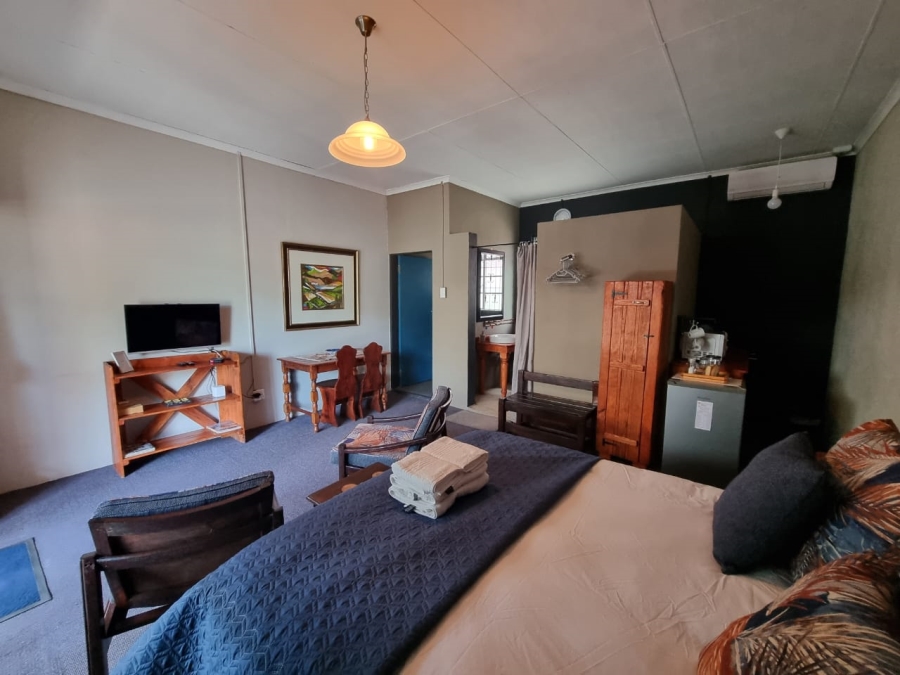 8 Bedroom Property for Sale in Parys Free State